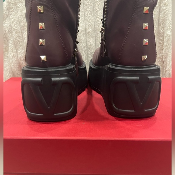 Valentino Garavani Rockstud VLOGO 85 Burgundy Leather Platform Boots 41EU/11US - Picture 11 of 17